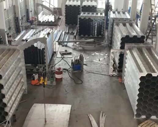 2205濕電香蕉视频下载链接陽極管的性能分析